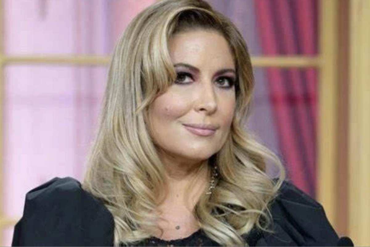 Nonostante le critiche, Selvaggia Lucarelli ha svelato un lato più personale e umano, rivelando che se dovesse scegliere un concorrente